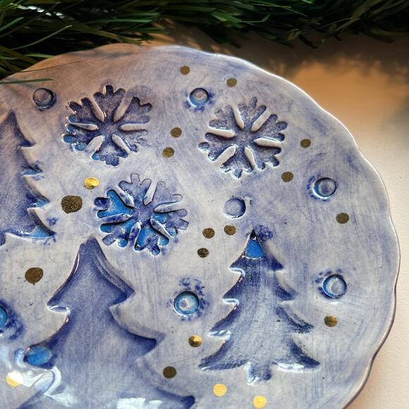 Blue Ceramic Snowflake & Spruce Tree Ring, Trinket or Ear Bud Ceramic Dish - Picture 6 of 10